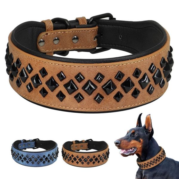 collier pour chien en cuir à pics et clous